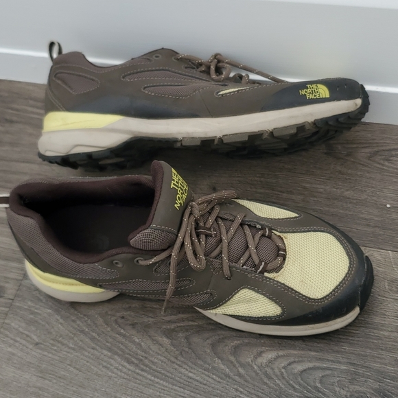 Womens North Face Hiking shoes - Picture 5 of 6